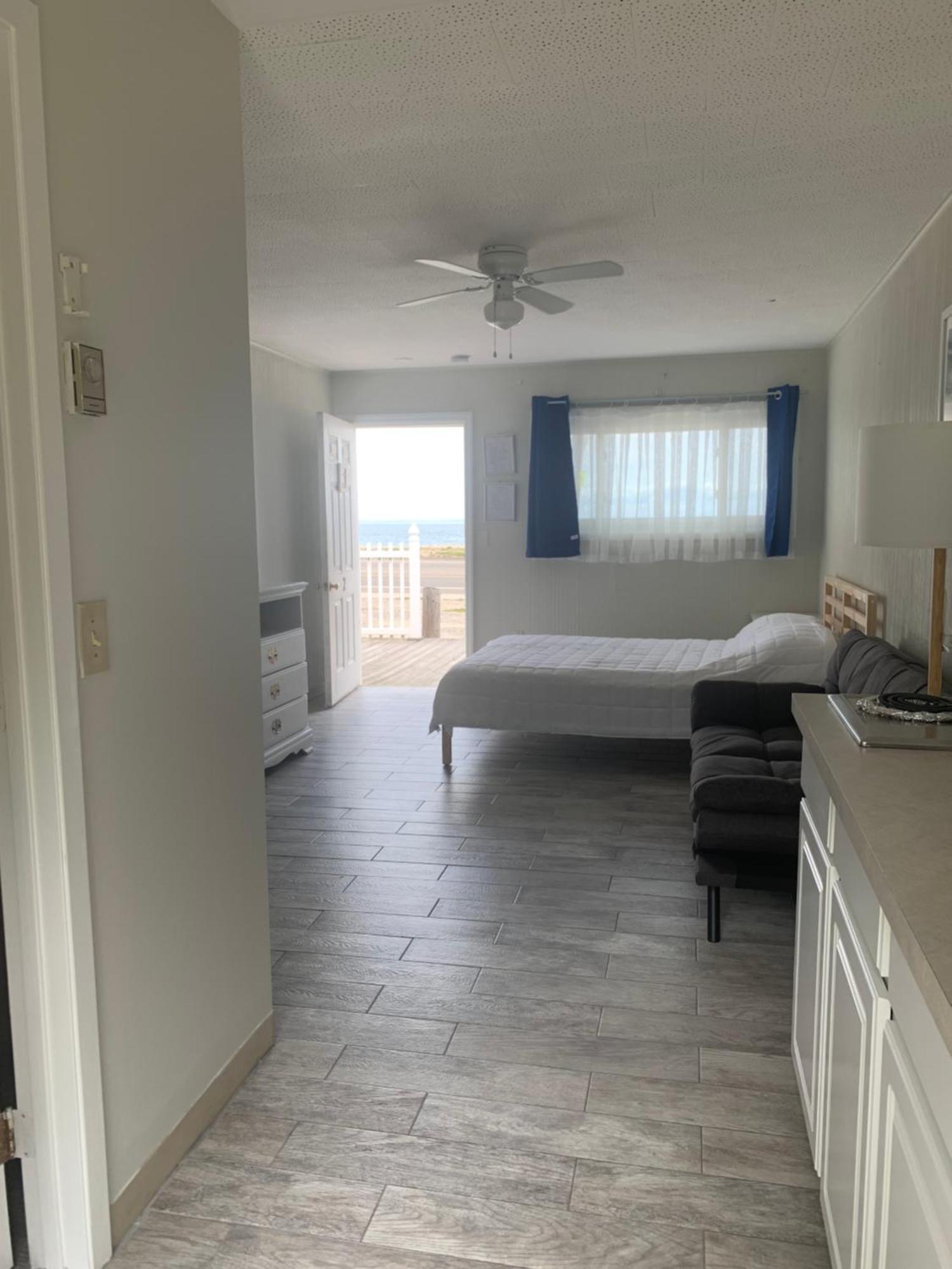 Southold Beach Motel Экстерьер фото