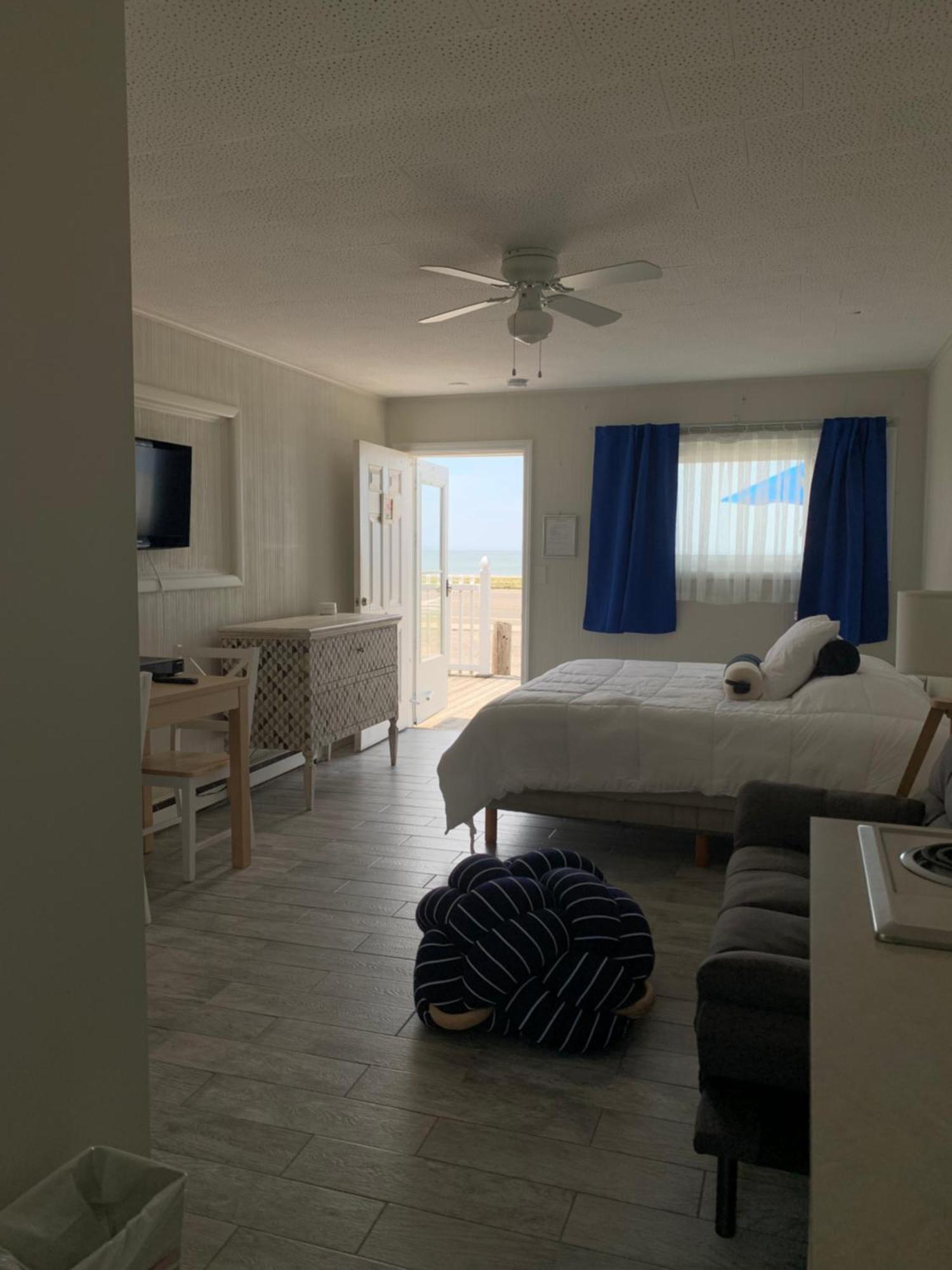 Southold Beach Motel Экстерьер фото