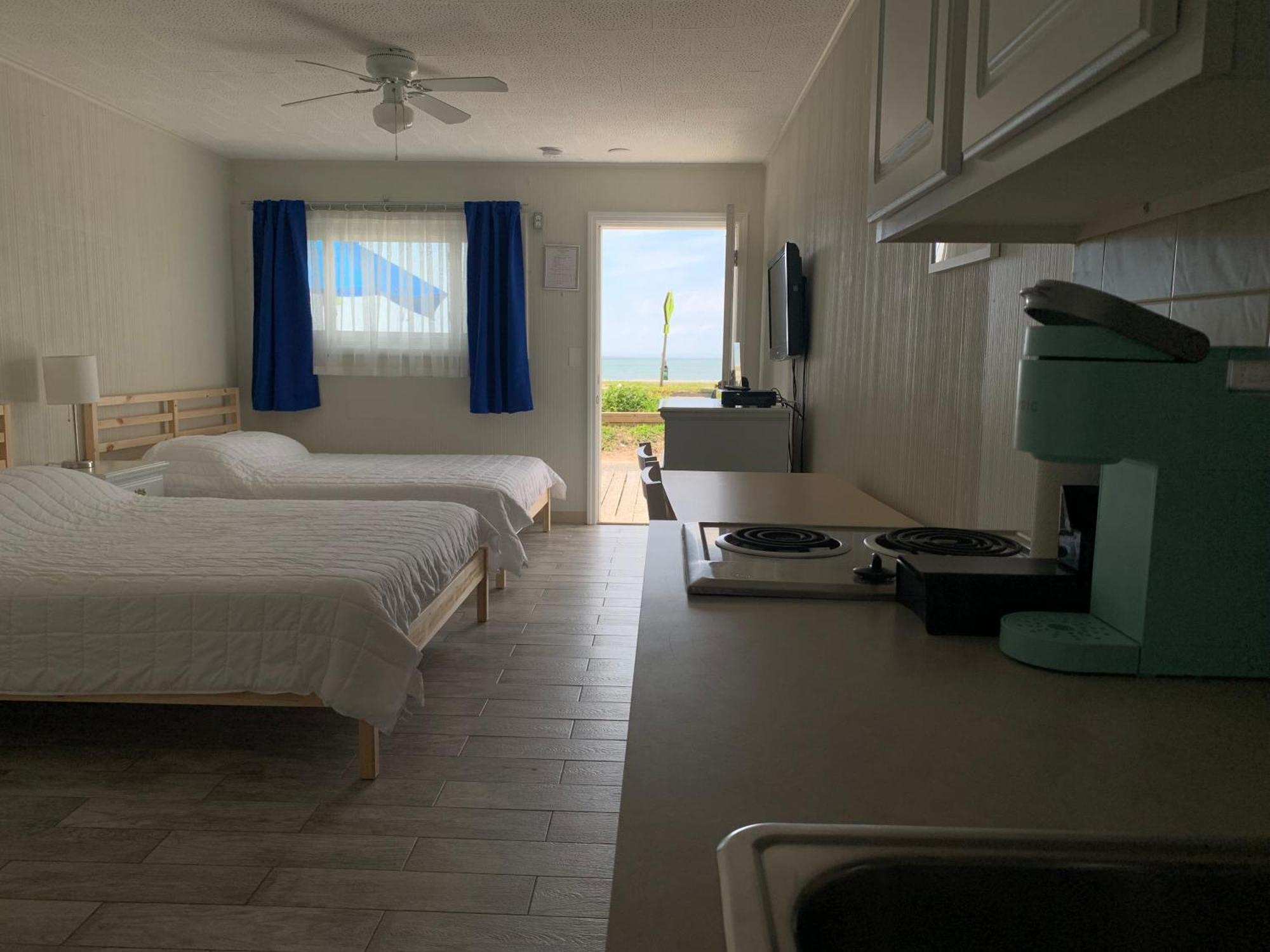 Southold Beach Motel Экстерьер фото