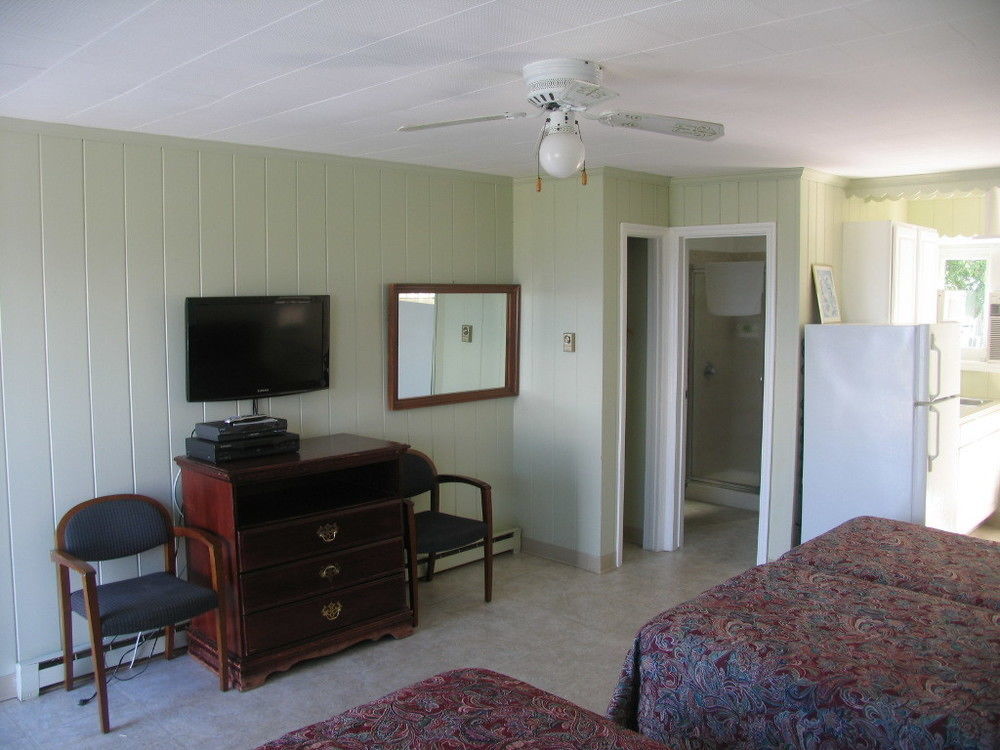Southold Beach Motel Экстерьер фото