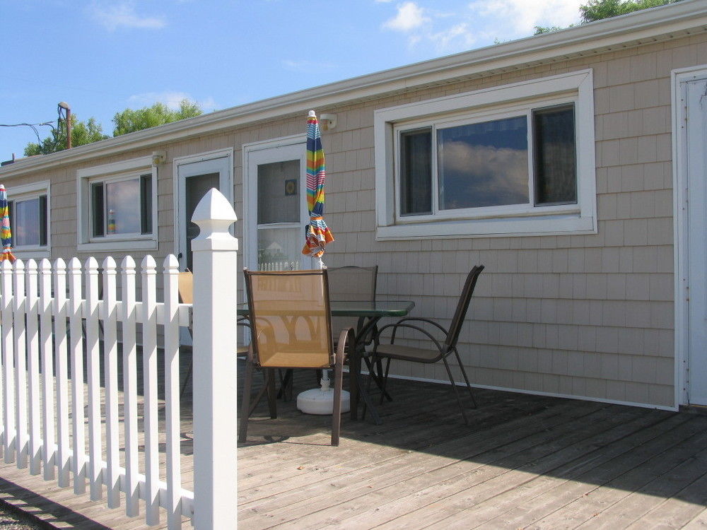 Southold Beach Motel Экстерьер фото